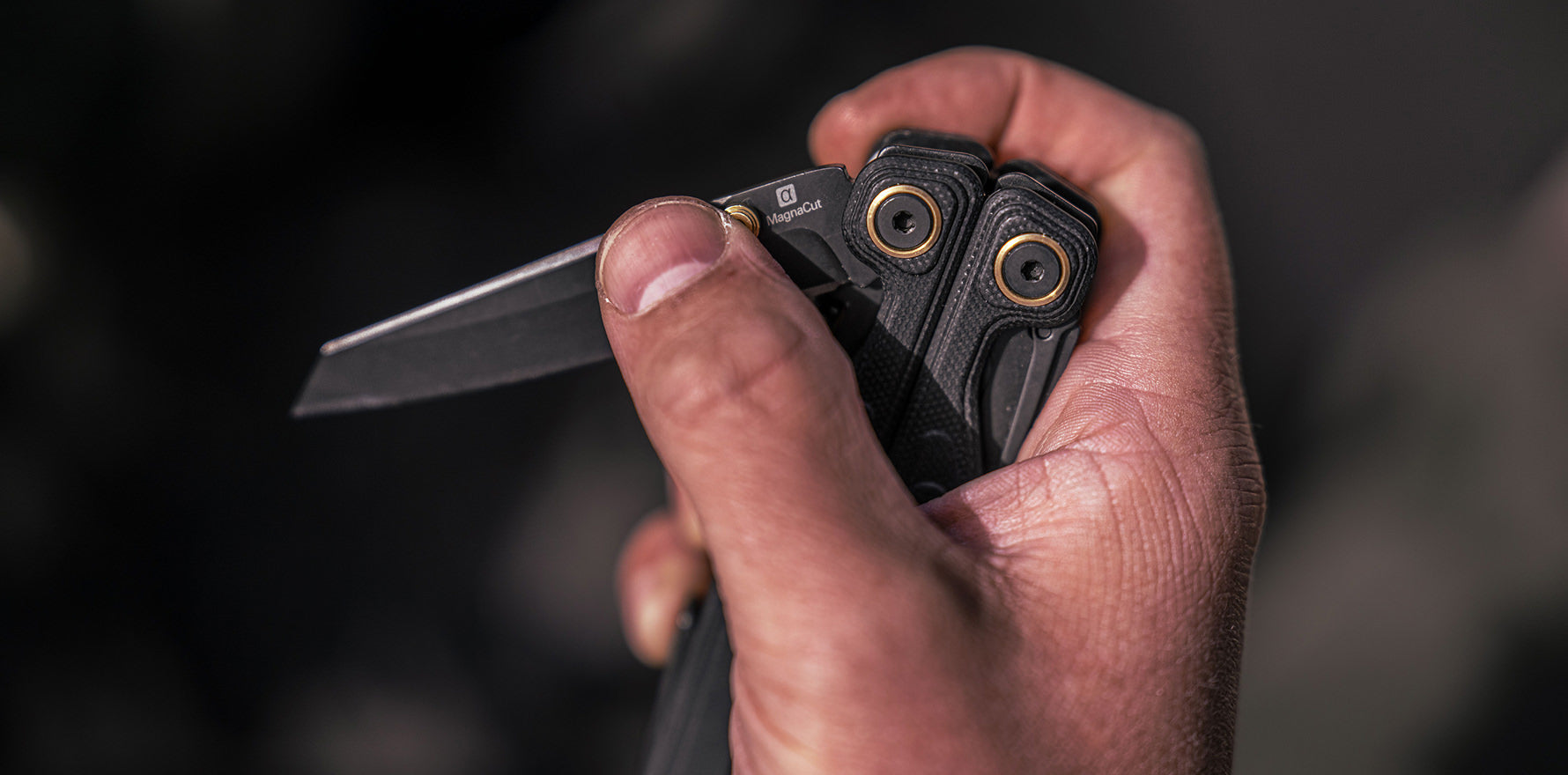 Leatherman Wave Alpha Multi-tool | Official Site